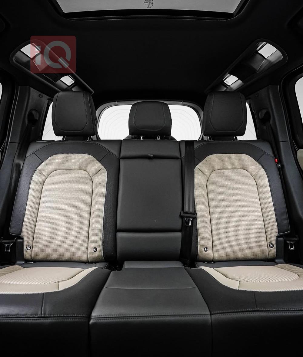 لاند ڕۆڤەر دیفێندەر